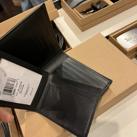 COACH MEN 3 IN 1 WALLET IN SIGNATURE LEATHER CR957 BLK - Picture 8 of 11